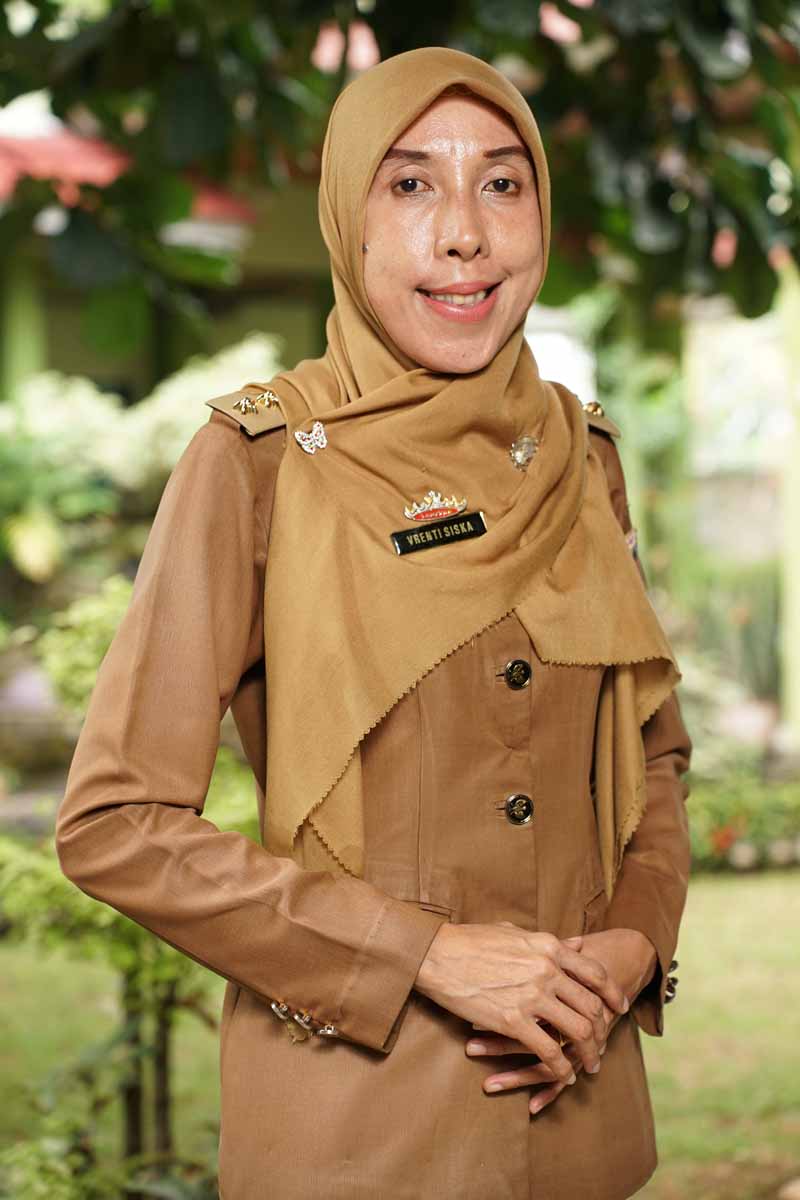 Vrenti Siska, S.Pd., M.Pd.