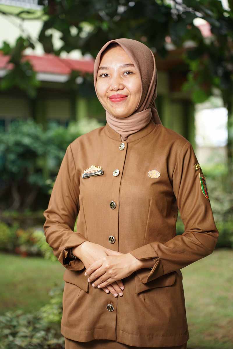 Ayu Gita Aprilia, S.Pd.