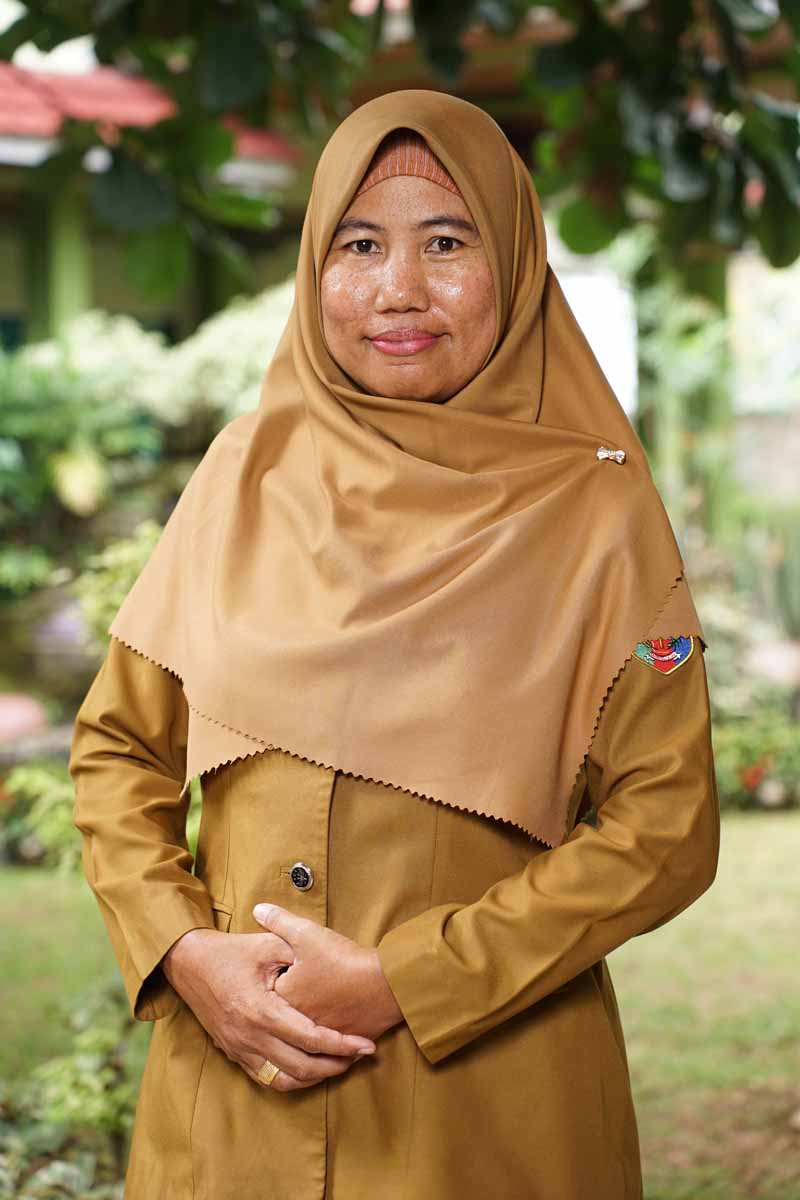 Hj. Zaitun Ibrahim, S.Pd., M.Pd.