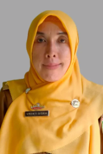 Vrenti Siska, S.Pd., M.Pd. (Pasfoto)