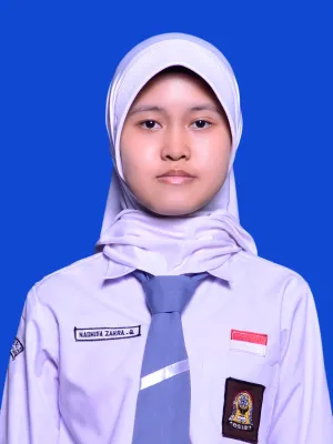 NADHIFA ZAHRA QANITA